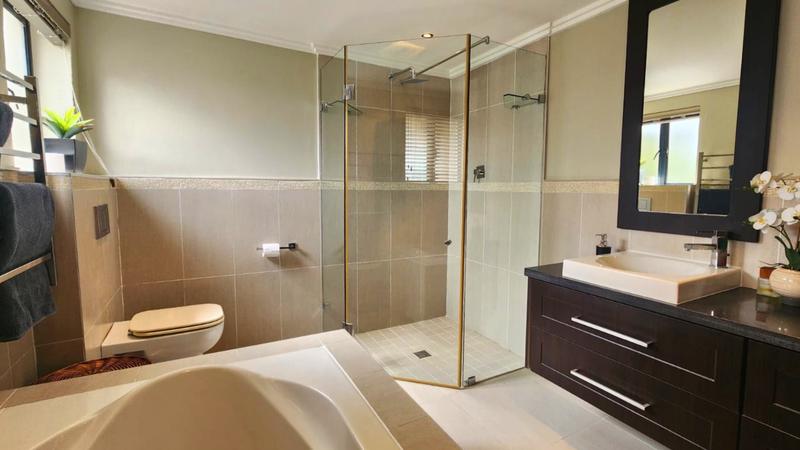 5 Bedroom Property for Sale in Pinnacle Point Golf Estate Western Cape
